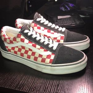 Old Skool Solid Black and Red Checkered Vans